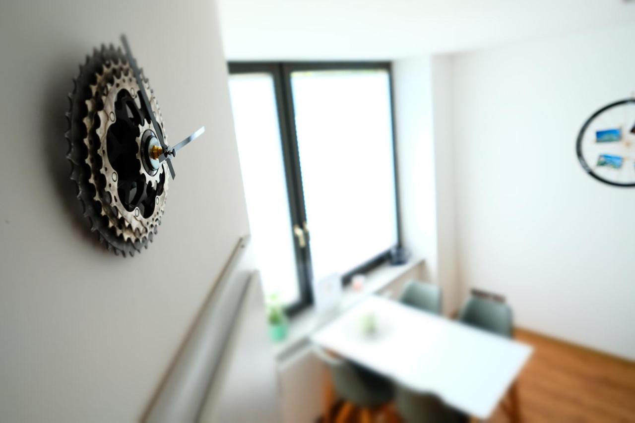 B3 - Bike & Bed Bitterfeldアパートメント エクステリア 写真